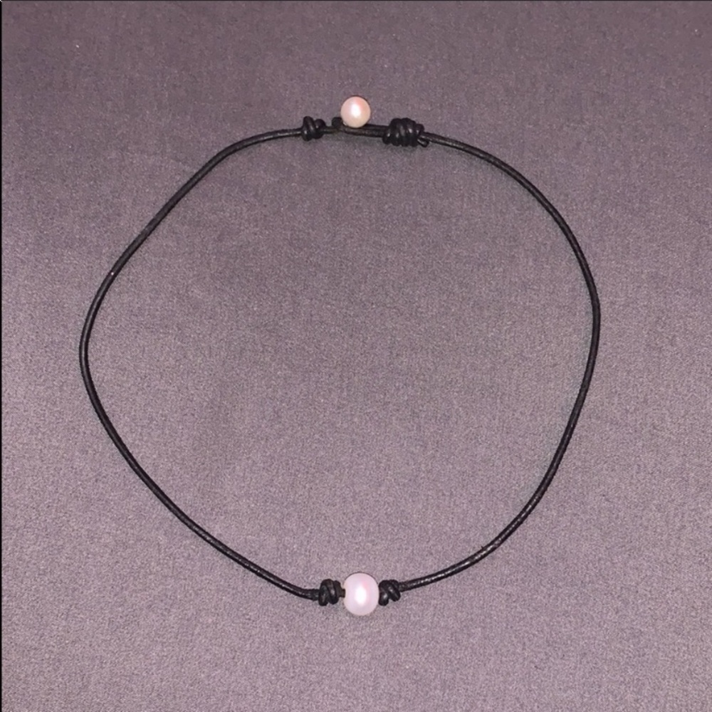 pearl choker